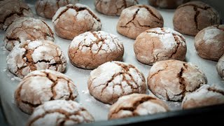 Simple gingerbread crinkle cookie recipe a delightful holiday treat idea [upl. by Einnus]