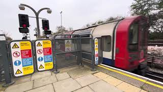 Central line 1992 Stock Departs Hainault trainspottinguk [upl. by Hamehseer673]