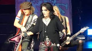 Alice Cooper  Live at the Olympia in Paris 122017 [upl. by Yardley]