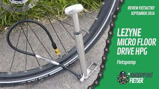 06 Review Lezyne Micro Floor Drive HPG  de Knooppuntfietser  FietsActief [upl. by Roselia]