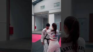 Para mais dicas de defesa pessoal feminina siga nossa página maspedrabranca taekwondo viralvideo [upl. by Oir]