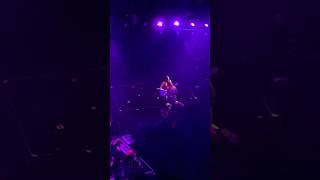 WATCH OLIVIA RODRIGO ROCK THE NIGHT AWAYoliviarodrigo gutstour rockstar music fyp rock artist [upl. by Perrin458]