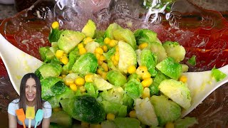 ENSALADA DE COLES DE BRUSELAS CON MAICITOS  Saludable y Deliciosa [upl. by Corley]