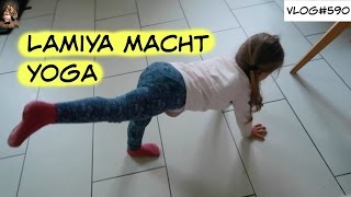 Lamiya macht Yoga Vlog589 Rosislife [upl. by Eugilegna]