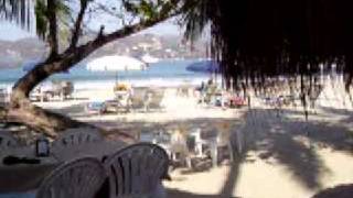 Restaurant La Perla Zihuatanejo [upl. by Idmann]