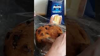 Delicious Italian cake Panettone and Pandoro shorts [upl. by Ginny16]