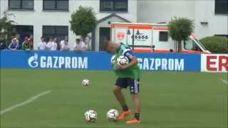 Schalke Training mit Donis Avdijaj 05072014 [upl. by Armond612]