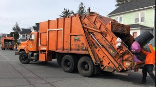 1 Hour of Garbage Trucks Massive New York  Northeast US Compilation 2022 [upl. by Gazo]