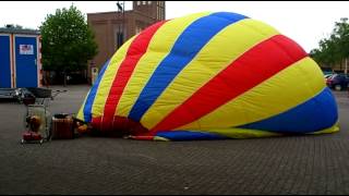 Radiografische luchtballon op plein Trefhoek te Almelo [upl. by Stiles642]