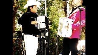 Huapango En VivoNino en Acordeon con Conjunto Escuadron Norteno [upl. by Romanas57]