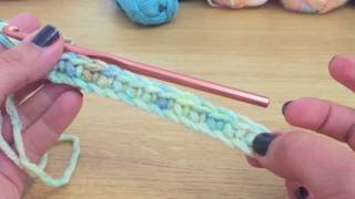 Crochet pour débutant video 1 tutoriel simple facile et rapide [upl. by Huntington]