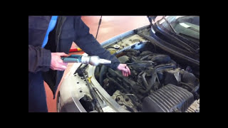 Piston and valves inspection with video borescope [upl. by Adalard]