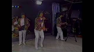 Los Rehenes  Corazones Rotos En Vivo VHS Video Oficial [upl. by Yaned]