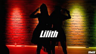 4K 릴리트 Lilith  SCARREDEDGE Im Number 13  241001 아로아로홀 직캠 By SSoLEE [upl. by Atilemrac]