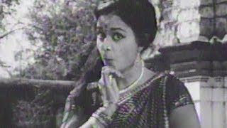 Krishna Tujha Bole Kaisa Dhartichi Lekaren  Old Classic Marathi Song [upl. by Dominick]