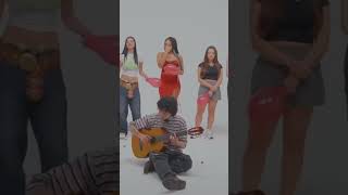 ESTOURE O BALÃO MÚSICO TENTA CONQUISTAR [upl. by Eenram]