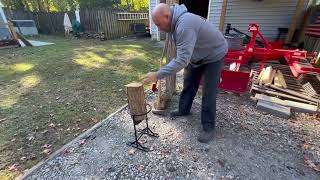 ￼Vevor Kindling Splitter  Testing a Full Log [upl. by Garbe]