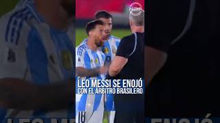 Leo Messi terminó muy enojado con el árbitro brasilero por no expulsar a un jugador de Paraguay 😱 [upl. by Sile]