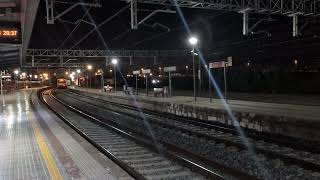 UT 447 DE RODALIES SALIENDO DE CASTELLBISBAL CON DESTINO GRANOLLERS CENTRE ASIENDO SERVICIO R8 🧡 [upl. by Alorac]