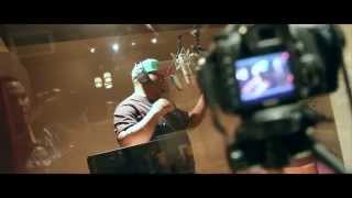 Too Short Presents Beeda Weeda quotHustlaquot Ft E40 In Studio Performance [upl. by Zorana]