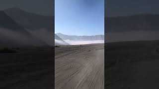 Pendangan gunung bromo dari dlm mobil jeep yg kita tumpangi jeeplibertykj shortvideo [upl. by Enaitsirhc]