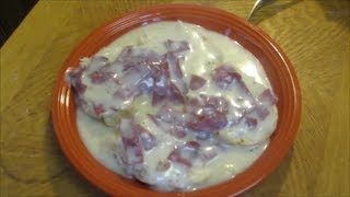 Creamed Chipped Beef Gravy  Chip Beef Gravy on Toast [upl. by Hakvir139]