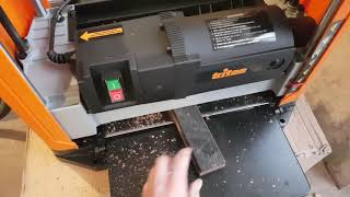 Cleaning Bitumen off parquet flooring with a thicknesser [upl. by Blaze728]