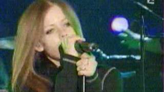 Avril Lavigne  sk8er boy live france 2003 [upl. by Gertrudis]