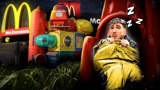 DORMIR DANS UN PARC DE JEU MCDO  cétait horrible [upl. by Salba]