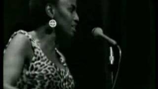 MIRIAM MAKEBA 1966 LIVE  THE CLICK SONG [upl. by Eey]