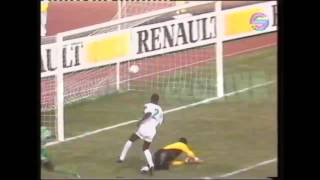 RASHIDI YEKINI SEE HIS GOALS VS KENYA AT AFCON 1992 [upl. by Matland]