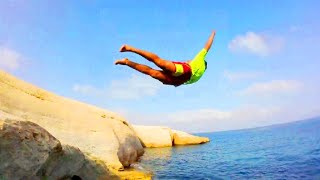 أجمل القفزات في شاطئ كرابلانكا الشاطئ الذي لا يعرفه كثير من المغاربة Cara Blanca Cliff jumps [upl. by Gilbertina913]