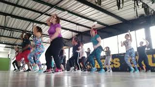 Clase grupal  rumba TAKI TAKI  ILEGALES [upl. by Ladonna997]