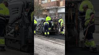 Asfaltatge del carrer Empordà de Figueres [upl. by Ary109]