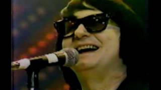 Roy Orbison Live in London  1983  3 songs [upl. by Nyrehtac]