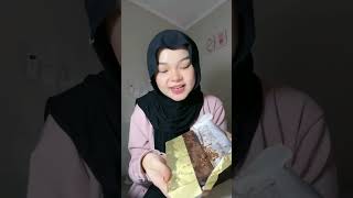 coklat dubai hazelnut shorts imgetlose nabila hijab mukbang makan coklat [upl. by Showker]