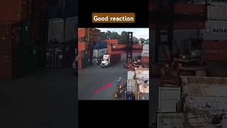 Good reaction 🙃 truck lkw camion lorry bigrig work job safety hgv shorts [upl. by Sivla]