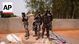 US and Russia battle for influence in Central African Republic [upl. by Goldy]