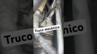 Truco mecánico y placer visual sigueme para mas 😂 mecanicaautomotriz truco [upl. by Sly]