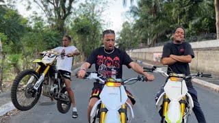 La Carrera De los Motocroos 🏁 Película  Adrián Videos [upl. by Nuahsar331]