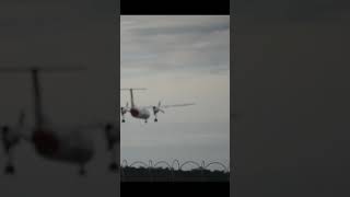 Qantas Link DH83 VHTQM Landing at YMML melbourneairport q400 aviation [upl. by Lletram]