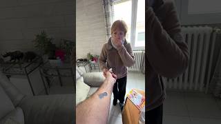 JE PRANK MA MÈRE AVEC UN FAUX TATOUAGE 🤮  il est horrible  arnopadawan prank humour tattoo [upl. by Wilona854]