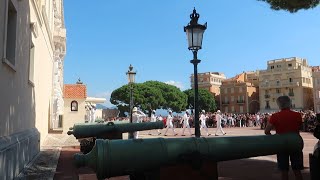 Monaco 🇲🇨​ Relève de la Garde avec The Shadows 🇬🇧​ [upl. by Eellek]