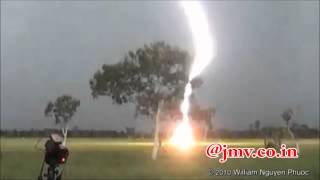 Clear Air Lightning Bolt at Darwin Australia [upl. by Granoff]