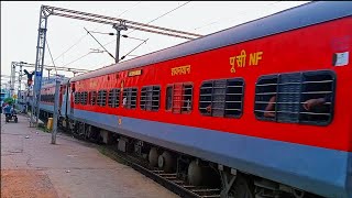 12507 Thiruvananthapuram  Silchar Aronai Exp accelerating out from Bhubaneswar with 39091 SPJ WAP7 [upl. by Leanahtan224]