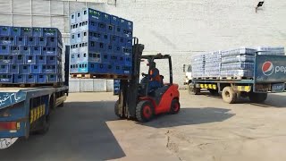 Unloading Material With Forklift  Unloading pallets on a truck  Unloading Truck [upl. by Ardnot169]