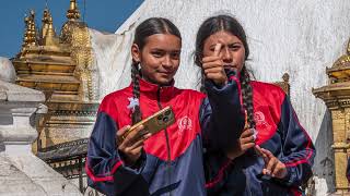 Nepal  Magische Eindrücke vom Swayambhunath Affentempel 🛕🐒 [upl. by Anaz111]