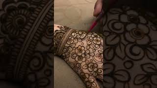 Easy Simple mehndi design 🌹🥀 shorts trending mehndi [upl. by Hwu149]