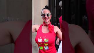 Latina bailando en la fiesta de San Fermín  Pamplona [upl. by Maybelle800]