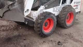 New  Bobcat Skid Steer S530  Behind The Levers [upl. by Onateyac63]